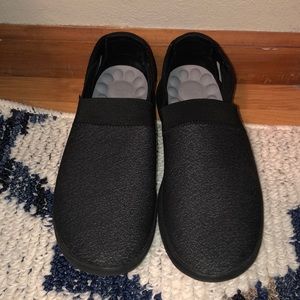 Reviva by Crocs